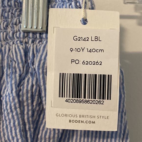 Mini Boden Blue and White striped skirt with zebra tropical appliqué. - Picture 2 of 5